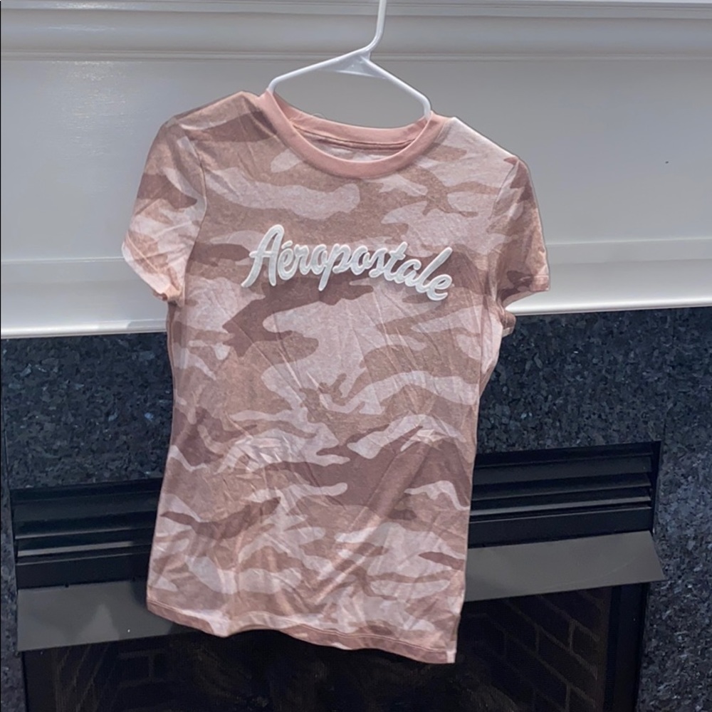 Aeropostale camo tee